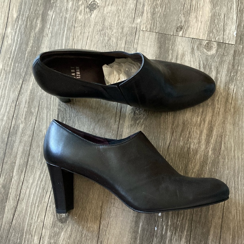 Stuart Weitzman heels. Size 8.5